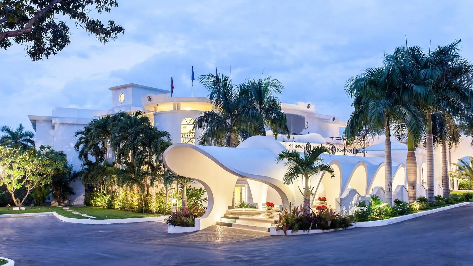 Hotel NH Haiti El Rancho Port-au-Prince
