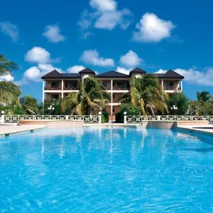 3* Resort Paradise Cove